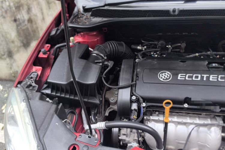 Used Buick GT 2013 GT 1.6L Automatic Fashion Edition Engine Bay Right