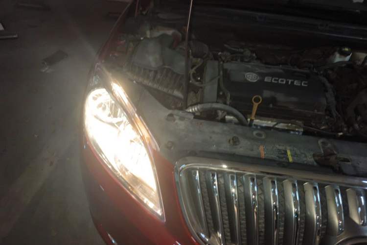 Used Buick GT 2013 GT 1.6L Automatic Fashion Edition Engine Bay Right