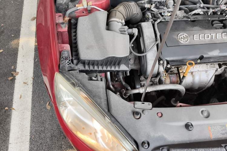 Used Buick GT 2013 GT 1.6L Automatic Fashion Edition Engine Bay Right