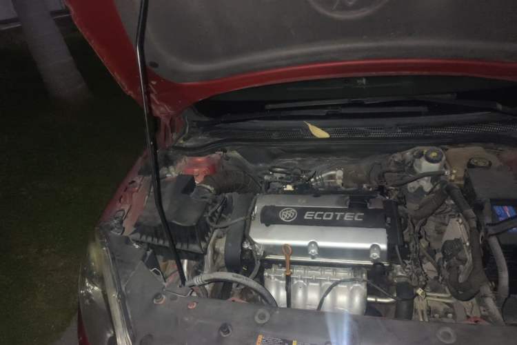 Used Buick GT 2013 GT 1.6L Automatic Fashion Edition Engine Bay Right
