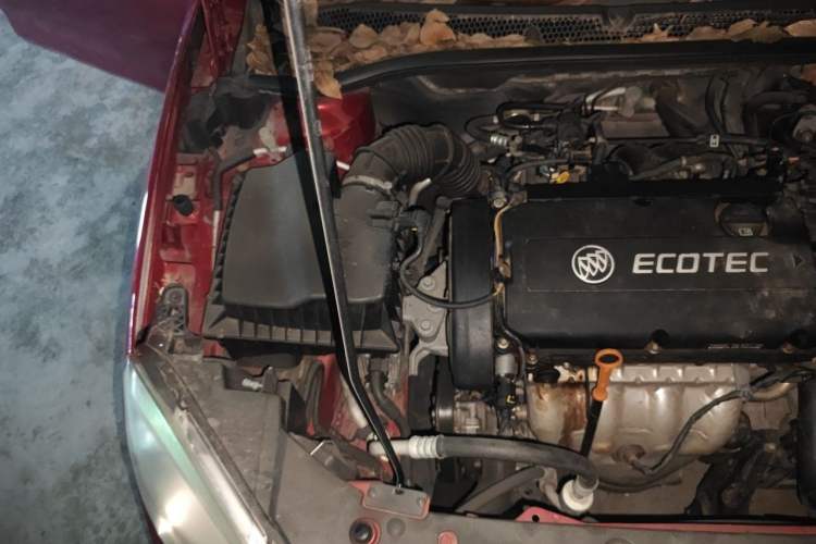 Used Buick GT 2013 GT 1.6L Automatic Fashion Edition Engine Bay Right