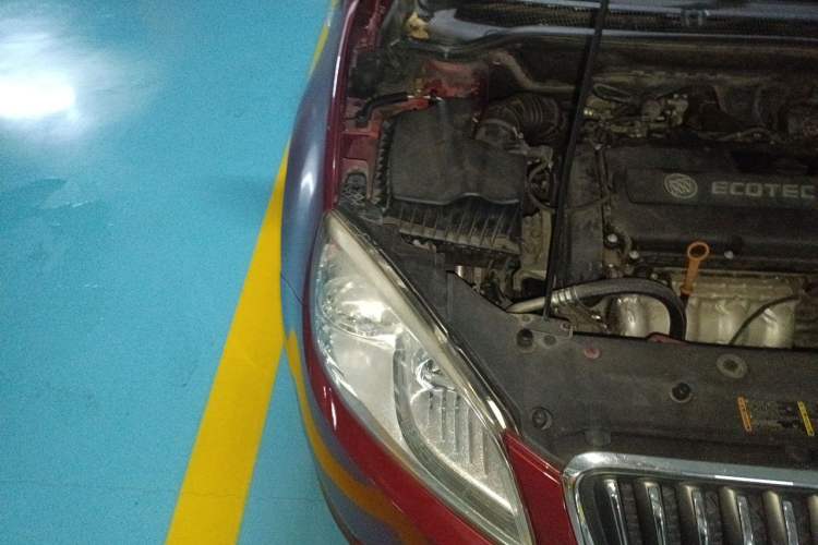 Used Buick GT 2013 GT 1.6L Automatic Fashion Edition Engine Bay Right
