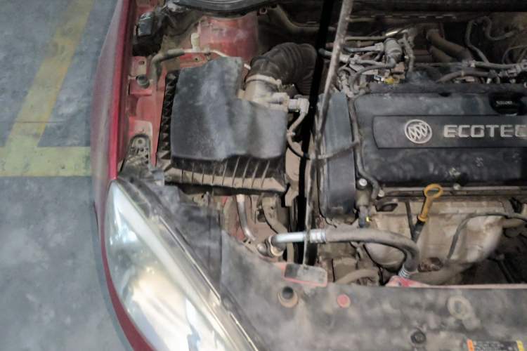 Used Buick GT 2013 GT 1.6L Manual Entry-Level Model Engine Bay Right