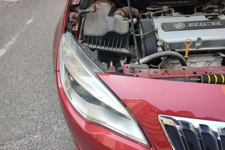 Used Buick GT 2013 XT 1.6L Automatic Fashion Edition Engine Bay Right