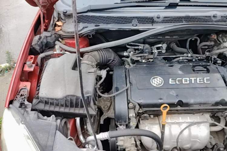 Used Buick GT 2013 GT 1.6L Automatic Fashion Edition Engine Bay Right