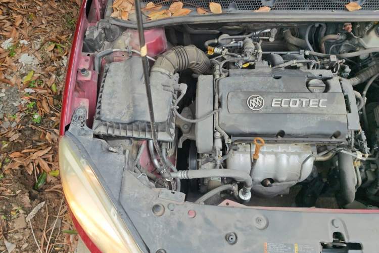 Used Buick GT 2013 GT 1.6L Automatic Fashion Edition Engine Bay Right