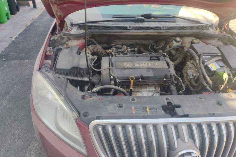Used Buick GT 2013 GT 1.6L Manual Entry-Level Model Engine Bay Right