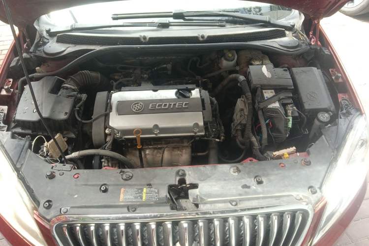Used Buick GT 2013 GT 1.6L Manual Entry-Level Model Engine Bay