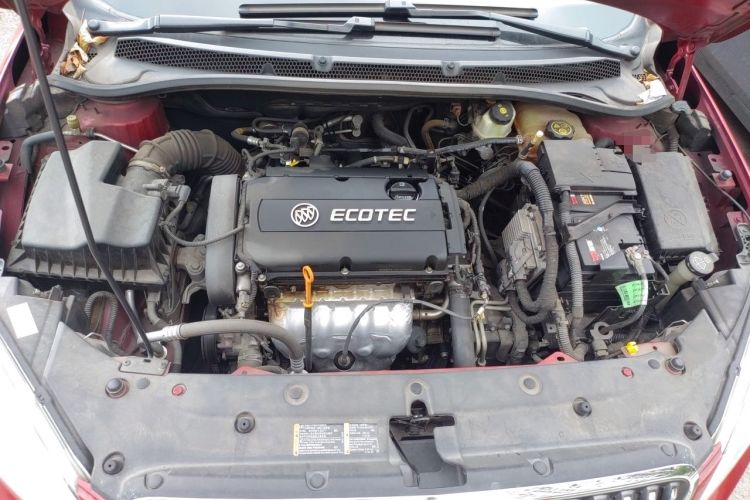 Used Buick GT 2013 GT 1.6L Automatic Fashion Edition Engine Bay