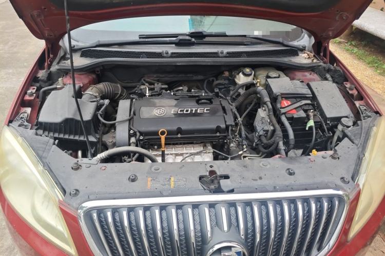 Used Buick GT 2013 GT 1.8L Automatic Fashion Edition Engine Bay