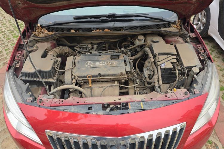 Used Buick GT 2013 XT 1.6L Automatic Fashion Edition Engine Bay