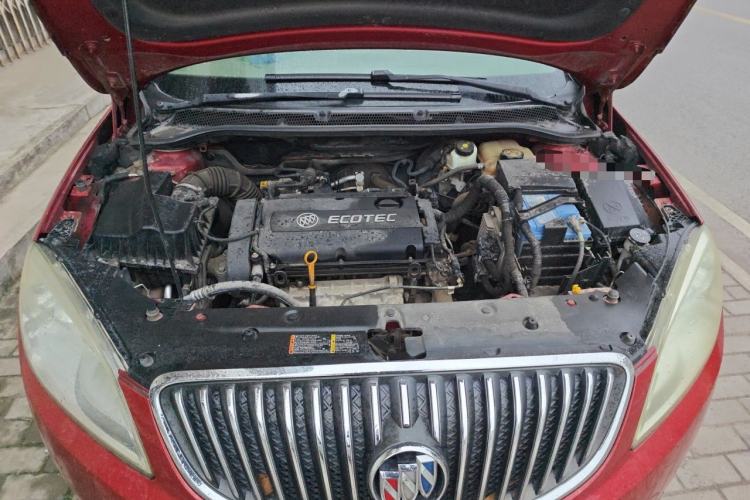 Used Buick GT 2013 GT 1.6L Manual Entry-Level Model Engine Bay