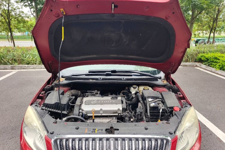 Used Buick GT 2013 GT 1.6L Automatic Fashion Edition Engine Bay
