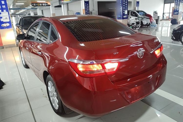 Used Buick GT 2013 GT 1.6L Automatic Fashion Edition Exterior 2
