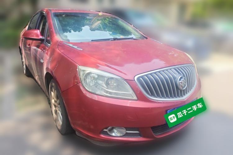 Used Buick GT 2013 GT 1.6L Automatic Fashion Edition Front Right 45 Deg