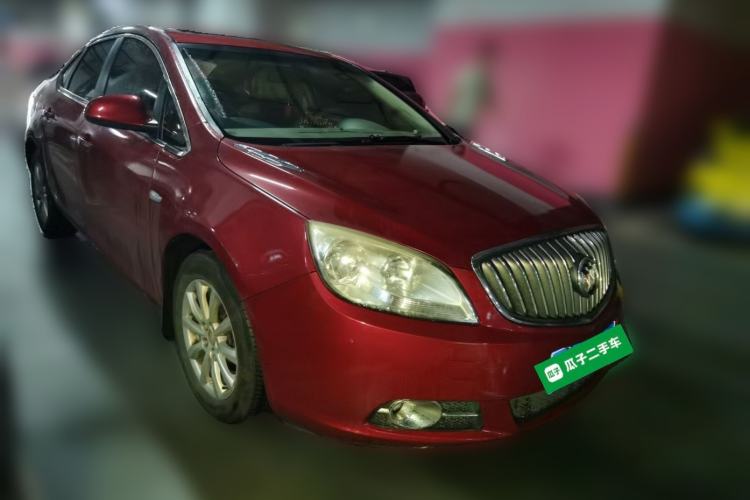 Used Buick GT 2013 GT 1.6L Automatic Fashion Edition Front Right 45 Deg