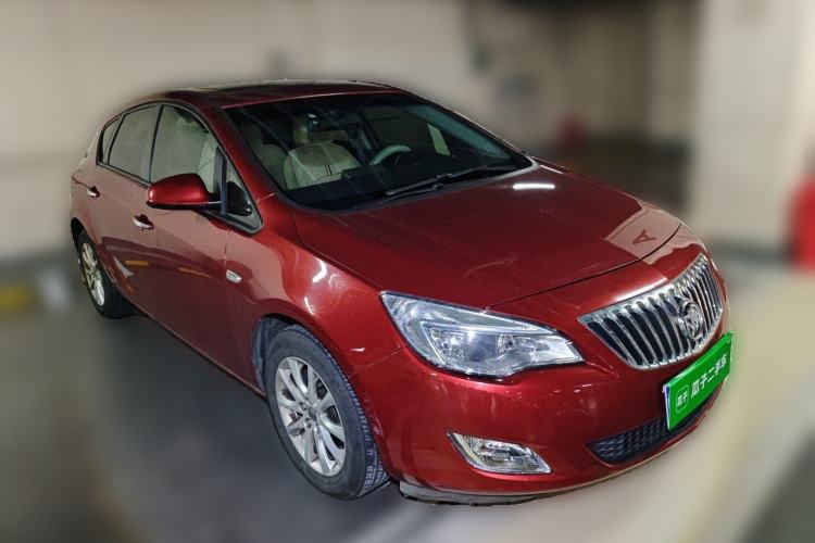 Used Buick GT 2013 XT 1.6L Automatic Fashion Edition Front Right 45 Deg