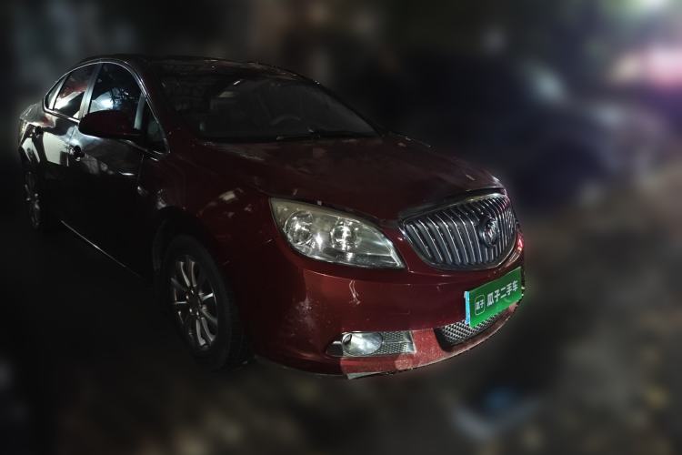 Used Buick GT 2013 GT 1.6L Automatic Fashion Edition Front Right 45 Deg