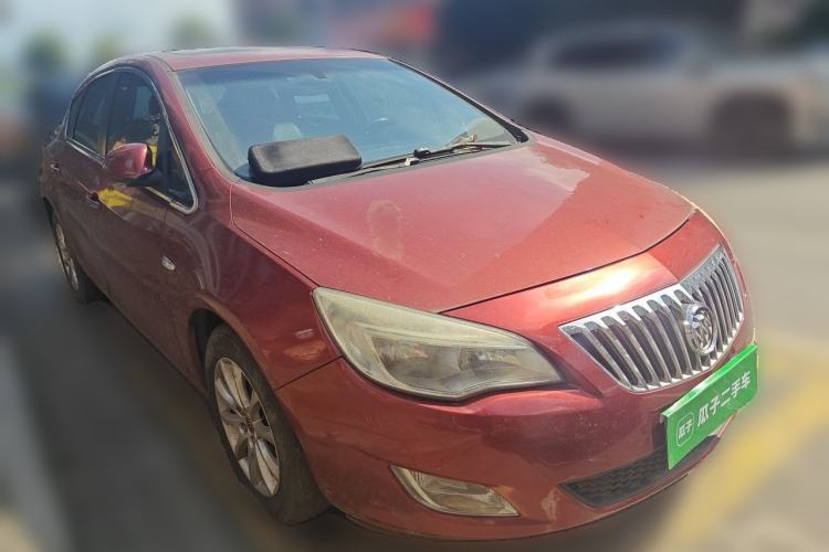 Used Buick GT 2013 XT 1.6L Automatic Fashion Edition Front Right 45 Deg