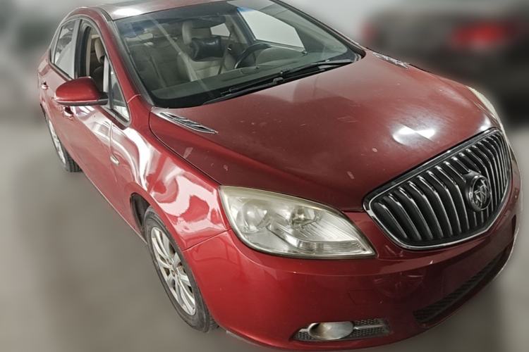 Used Buick GT 2013 GT 1.6L Automatic Fashion Edition Front Right 45 Deg
