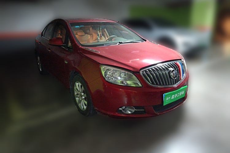 Used Buick GT 2013 GT 1.6L Automatic Fashion Edition Front Right 45 Deg