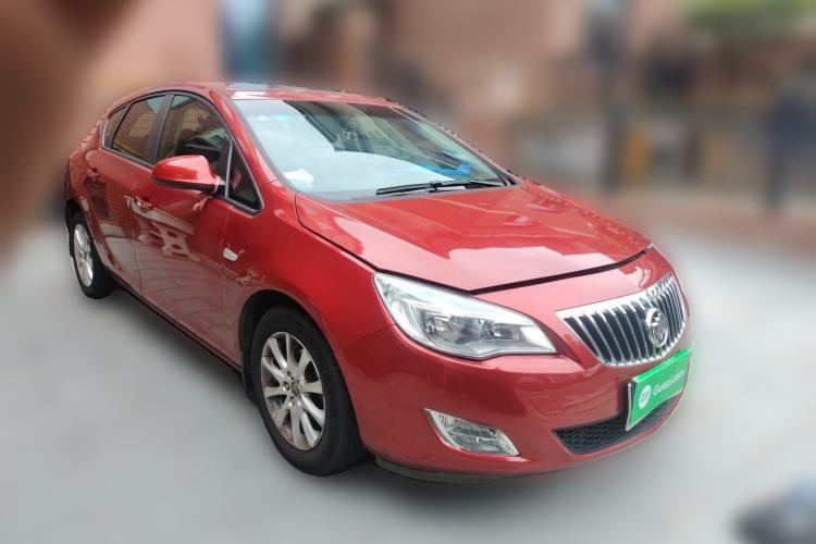 Used Buick GT 2013 XT 1.6L Automatic Fashion Edition Front Right 45 Deg