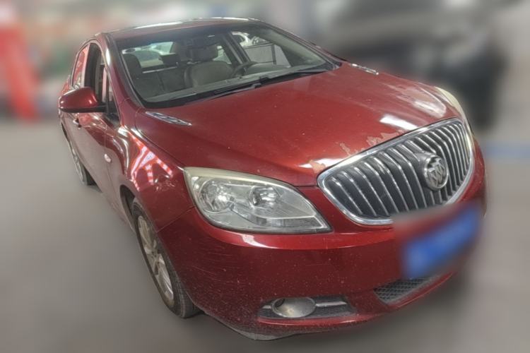 Used Buick GT 2013 GT 1.6L Automatic Fashion Edition Front Right 45 Deg