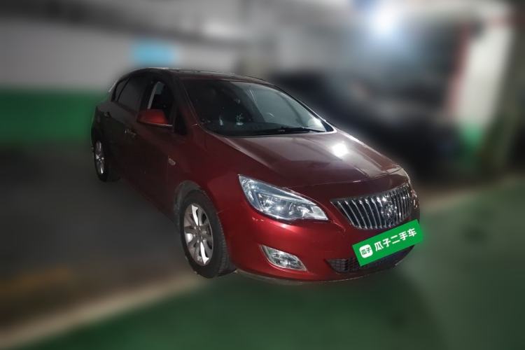 Used Buick GT 2013 XT 1.6L Automatic Fashion Edition Front Right 45 Deg