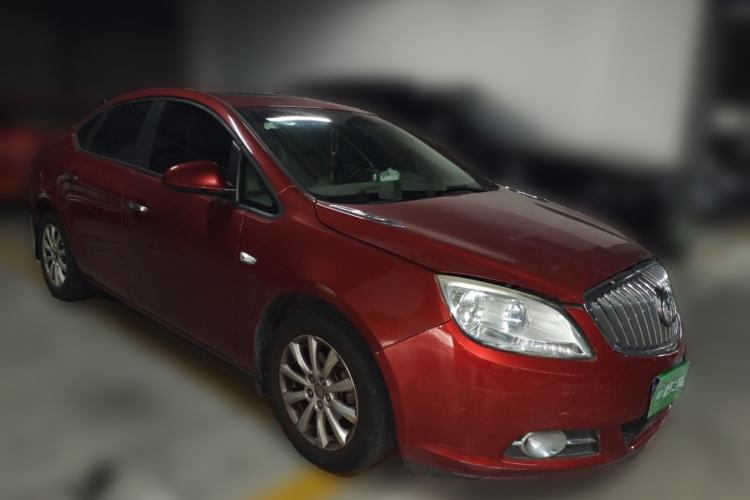 Used Buick GT 2013 GT 1.6L Automatic Fashion Edition Front Right 45 Deg