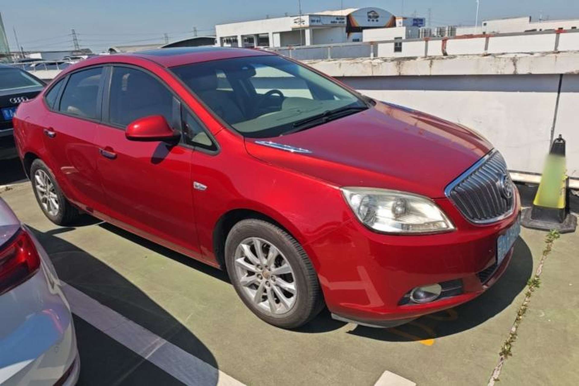 Used Buick GT 2013 GT 1.6L Automatic Fashion Edition Front Right 45 Deg