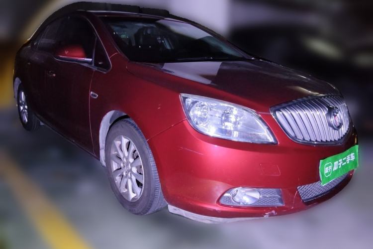Used Buick GT 2013 GT 1.8L Automatic Fashion Edition Front Right 45 Deg
