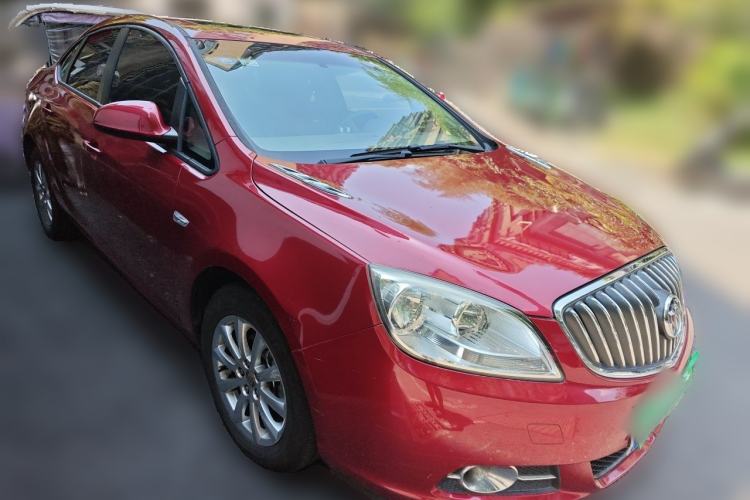 Used Buick GT 2013 GT 1.6L Automatic Fashion Edition Front Right 45 Deg