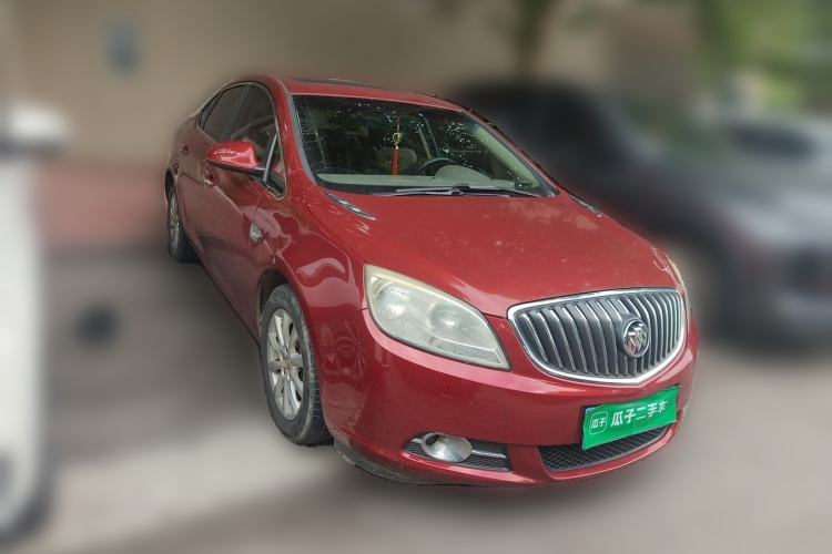 Used Buick GT 2013 GT 1.6L Manual Entry-Level Model Front Right 45 Deg