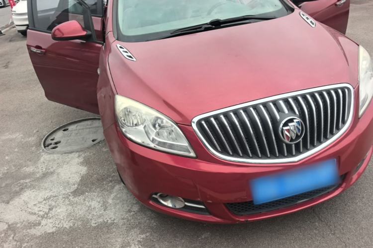 Used Buick GT 2013 GT 1.6L Automatic Fashion Edition Front Right 45 Deg