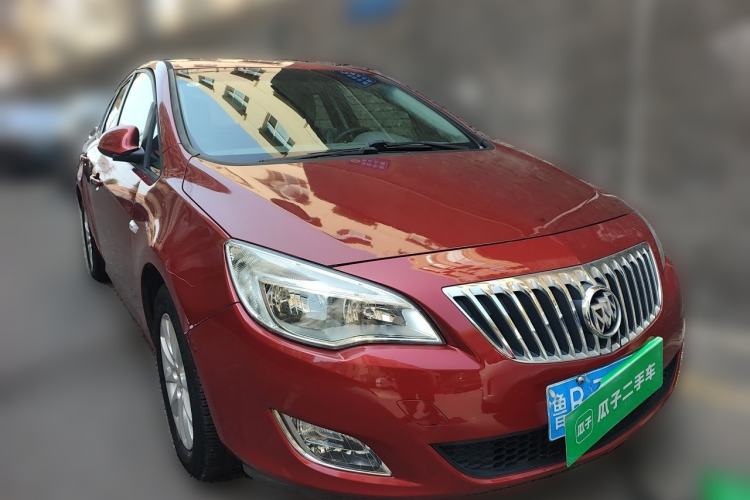 Used Buick GT 2013 XT 1.6L Automatic Fashion Edition Front Right 45 Deg