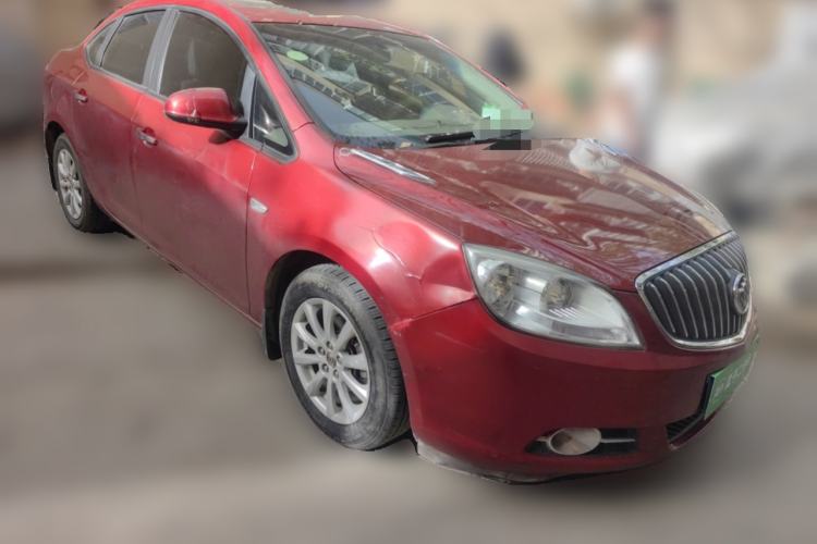 Used Buick GT 2013 GT 1.6L Automatic Fashion Edition Front Right 45 Deg