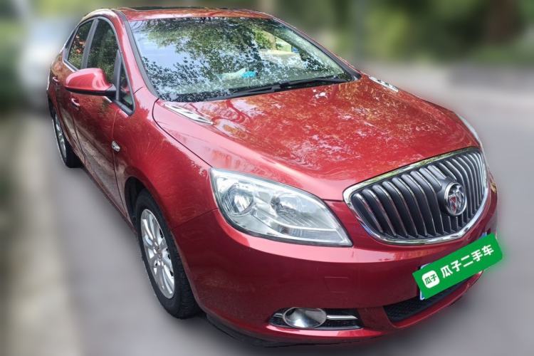 Used Buick GT 2013 GT 1.6L Automatic Fashion Edition Front Right 45 Deg