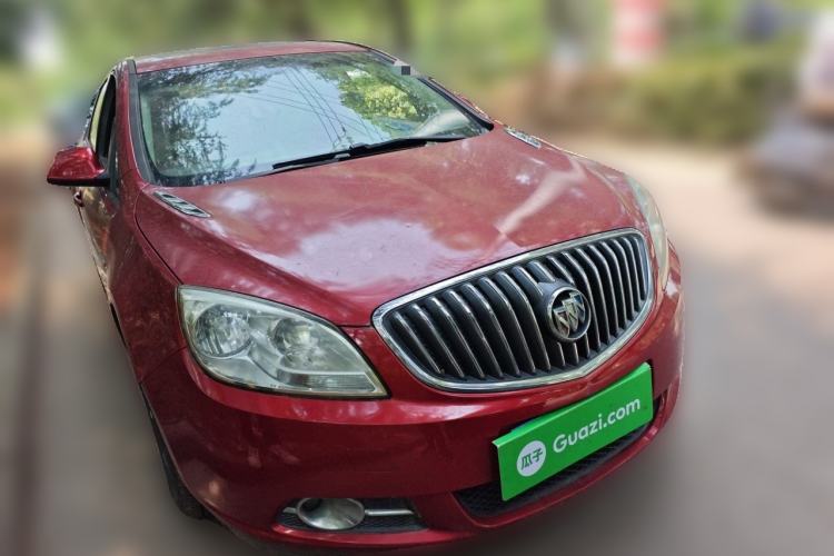 Used Buick GT 2013 GT 1.6L Automatic Fashion Edition Front Right 45 Deg