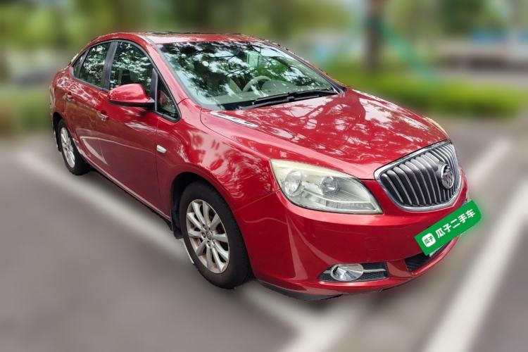 Used Buick GT 2013 GT 1.6L Automatic Fashion Edition Front Right 45 Deg