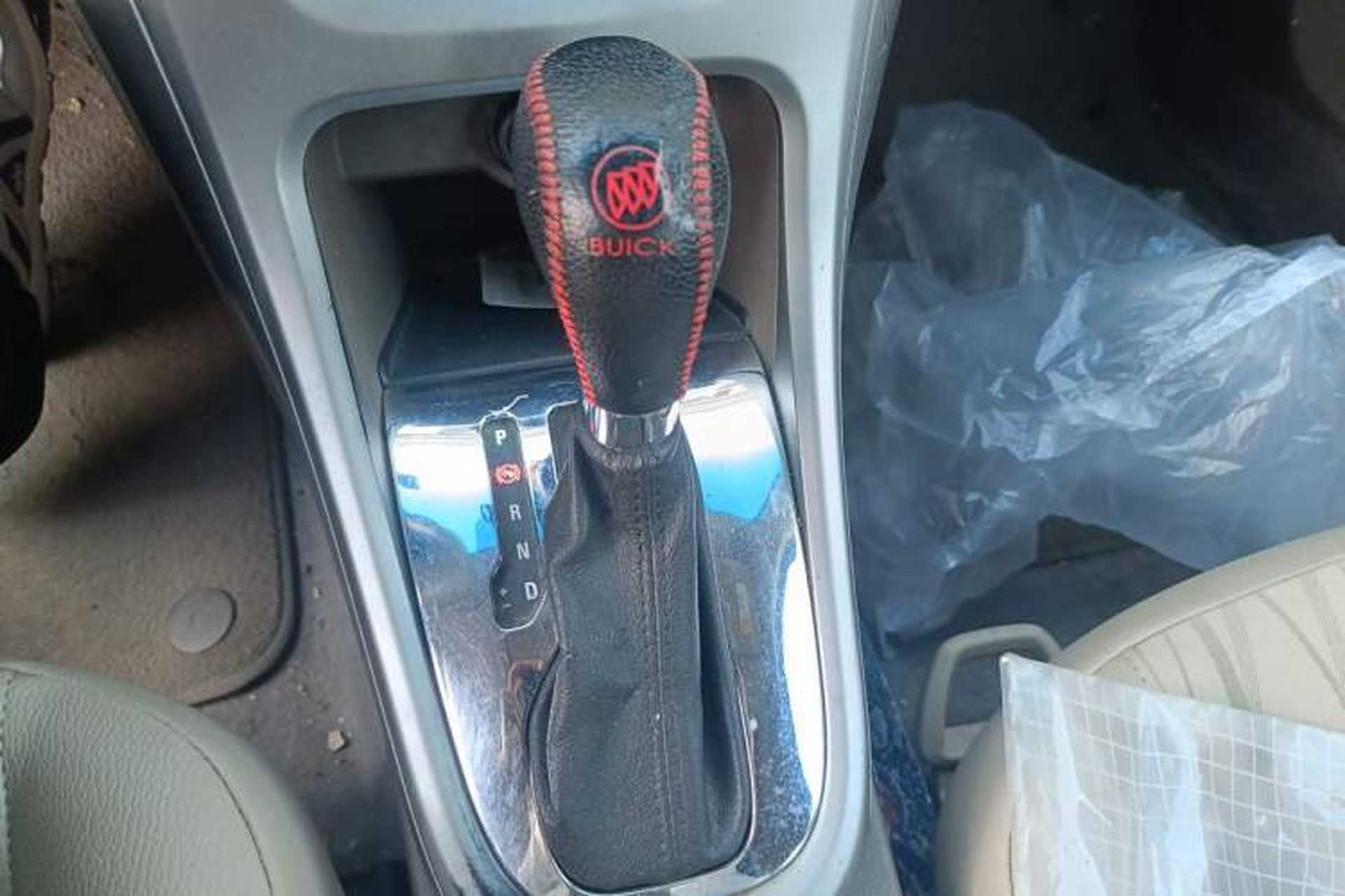Used Buick GT 2013 GT 1.6L Automatic Comfort Edition Gear Lever