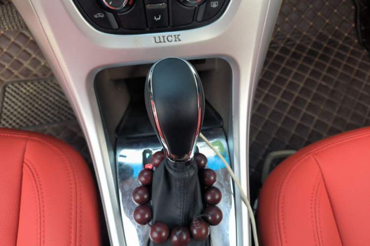 Used Buick GT 2013 GT 1.6L Automatic Comfort Edition Gear Lever