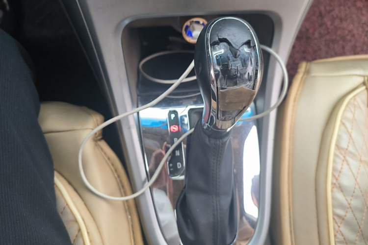 Used Buick GT 2013 GT 1.6L Automatic Comfort Edition Gear Lever