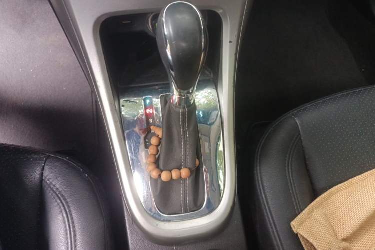 Used Buick GT 2013 XT 1.6T Automatic Fashion Sport Edition Gear Lever