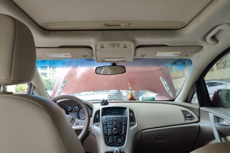 Used Buick GT 2013 GT 1.6L Automatic Fashion Edition Headliner