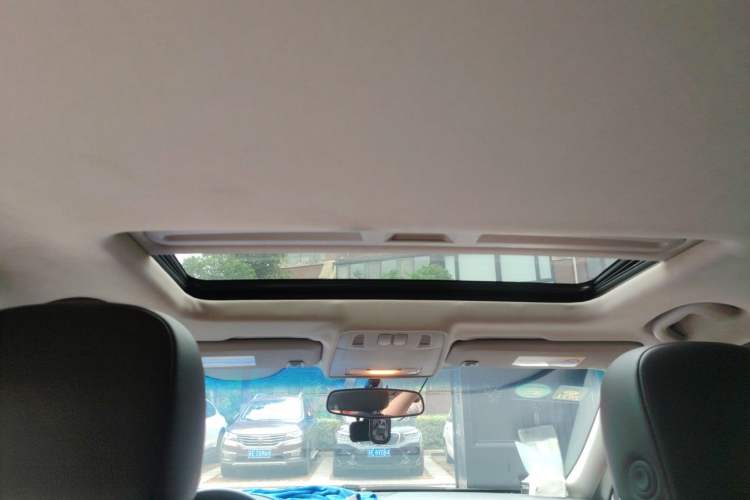 Used Buick GT 2013 XT 1.6L Automatic Fashion Edition Headliner