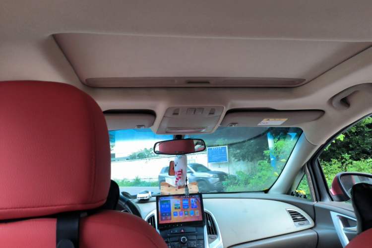 Used Buick GT 2013 GT 1.6L Automatic Comfort Edition Headliner