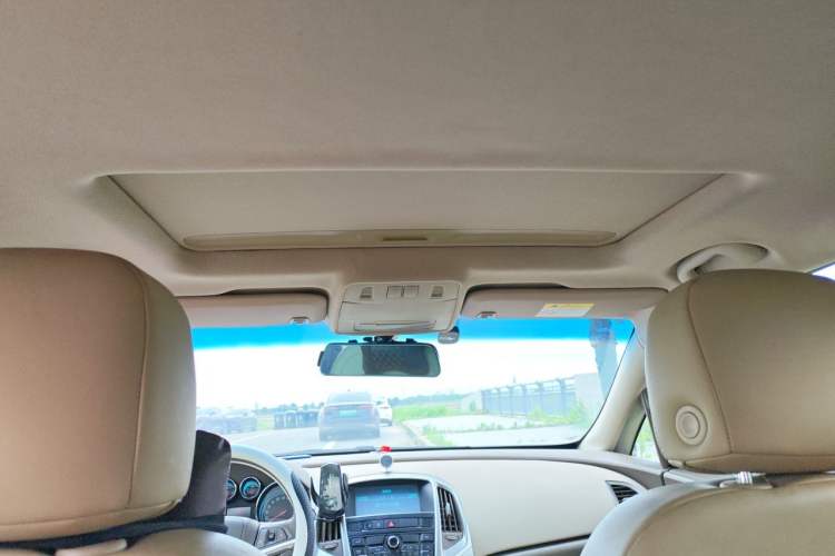 Used Buick GT 2013 GT 1.6L Automatic Fashion Edition Headliner