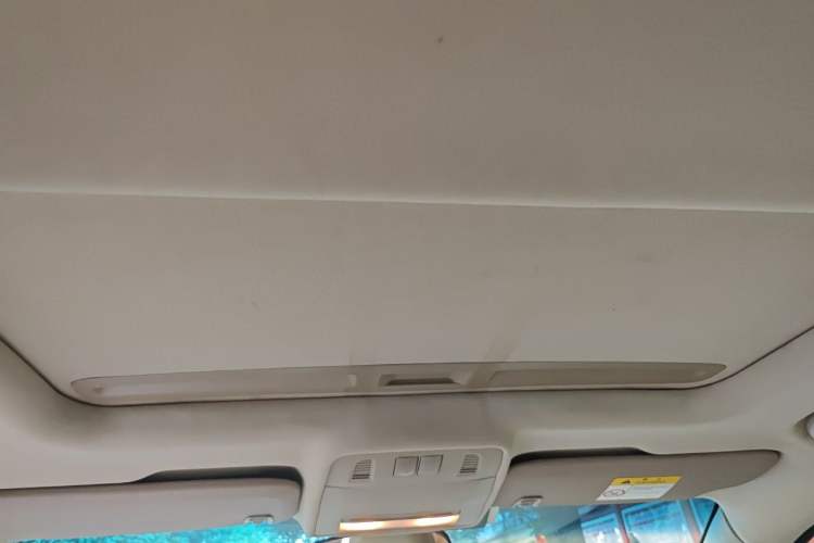 Used Buick GT 2013 GT 1.6L Automatic Fashion Edition Headliner