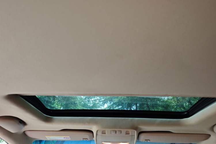 Used Buick GT 2013 GT 1.6L Automatic Fashion Edition Headliner