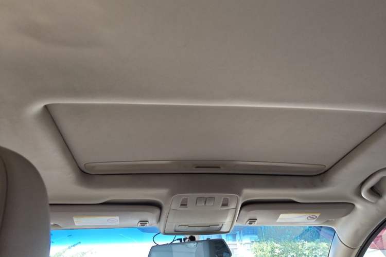 Used Buick GT 2013 GT 1.6L Automatic Fashion Edition Headliner